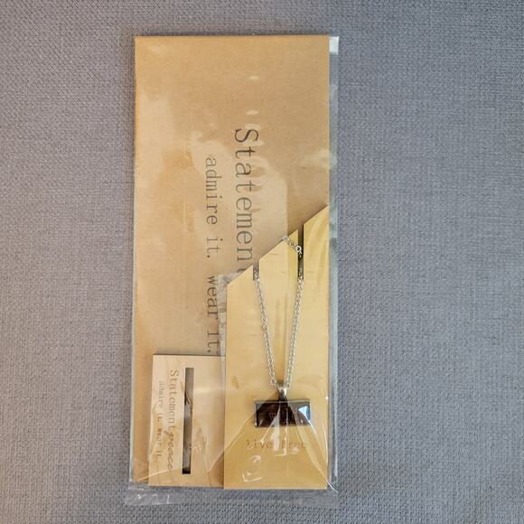 NWT "WILD" USA Made Wood Pendant Necklace Silver Link Chain With Display - Picture 10 of 14